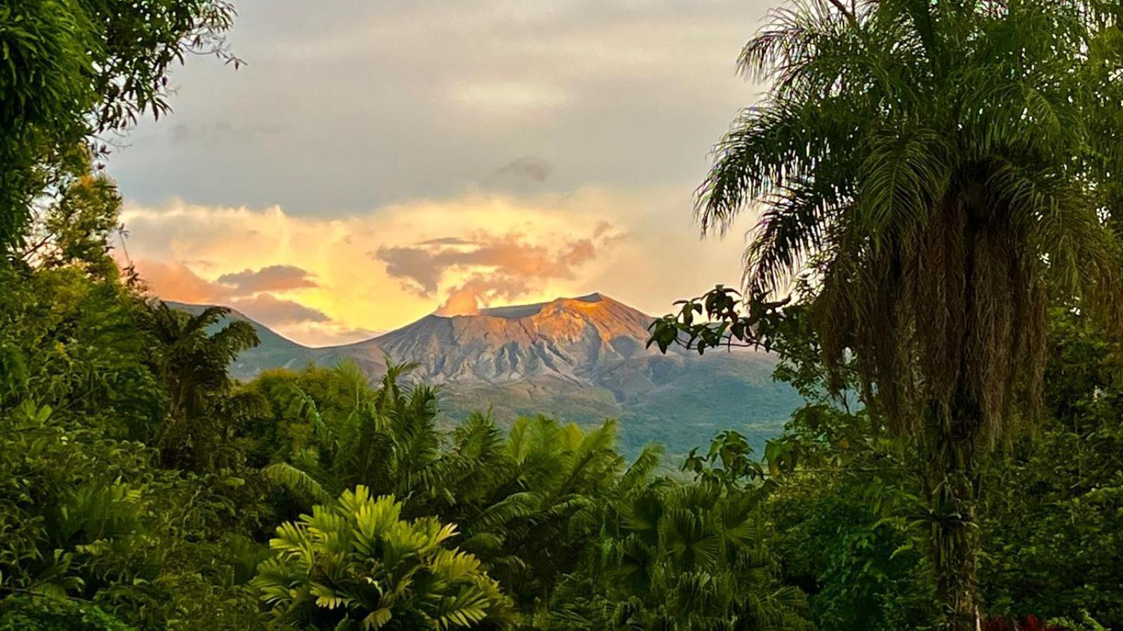 Blue River Resort & Hot Springs Rincon de la Vieja Exterior photo